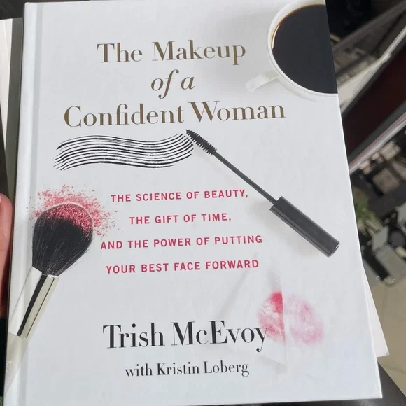 2 Trish McEvoy Books: The Power of Makeup & The Makeup of a Confident Woman - Picture 5 of 14